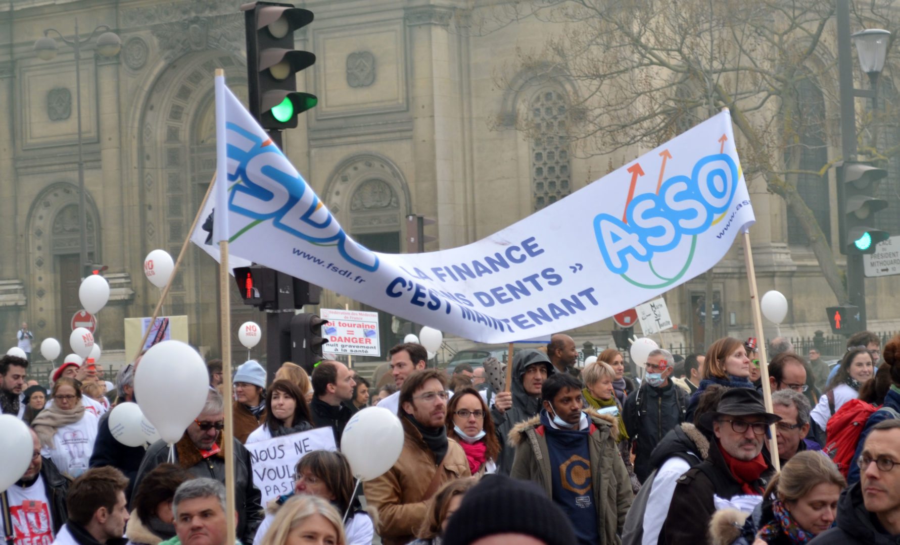 FSDL manifestation dentiste dentaire 15 mars 2015