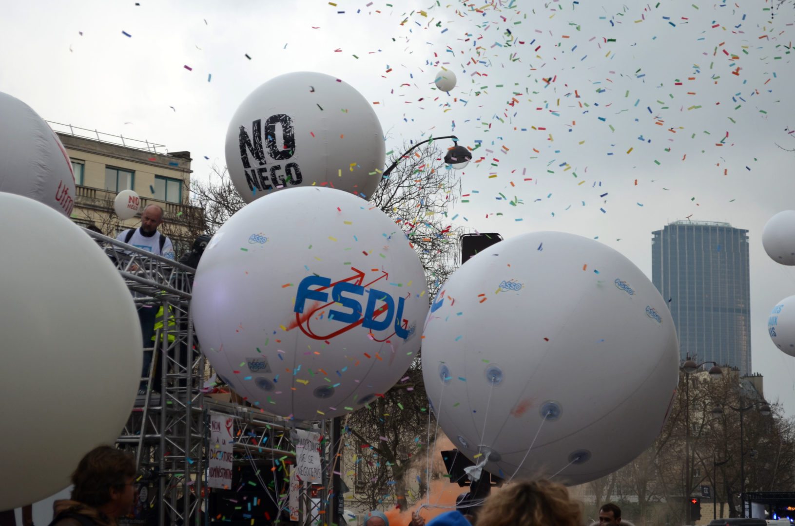 FSDL photos manifestation