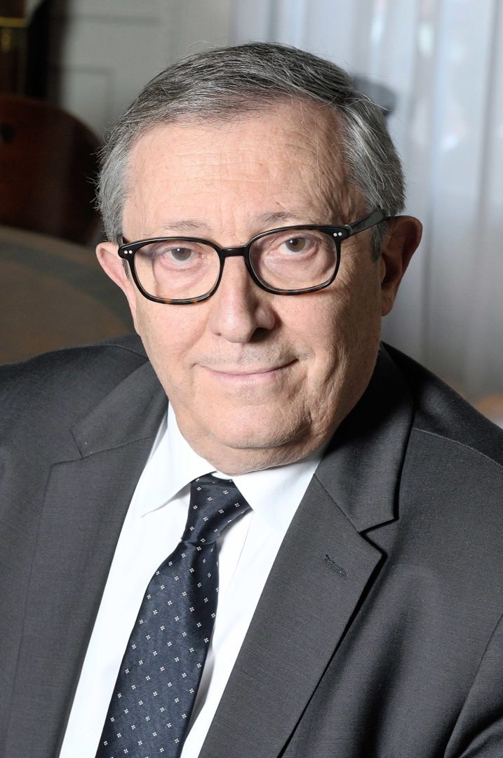 dr-paul-samakh-president-bus-dentaire